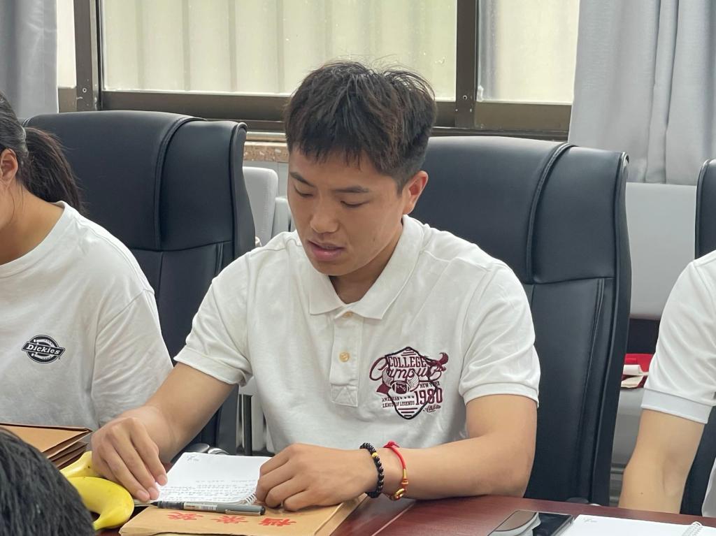 b83a95b8673d4bb94927e8785d68db4